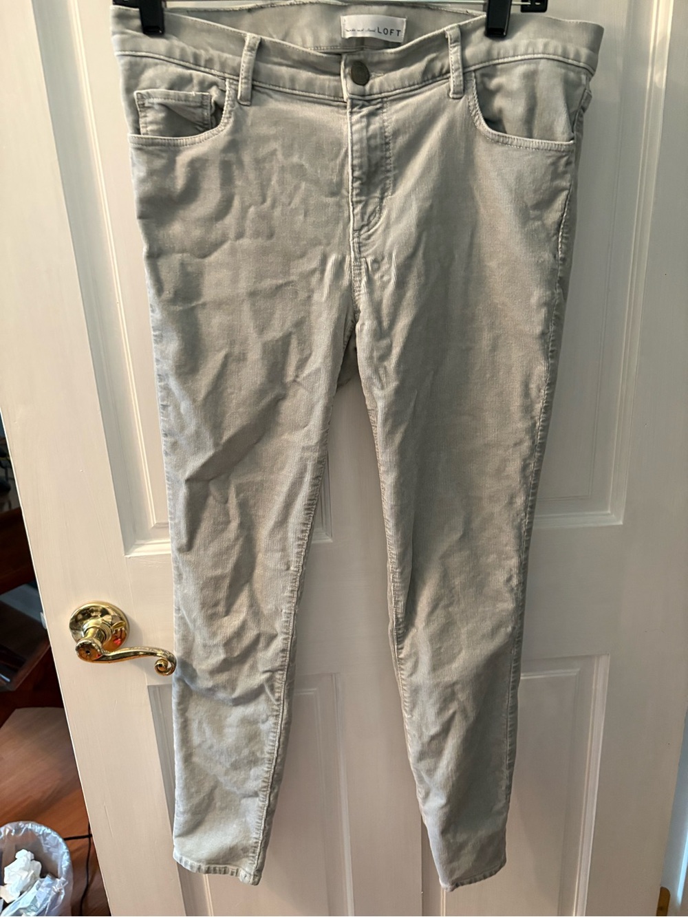 LOFT Light Gray Skinny Jeans